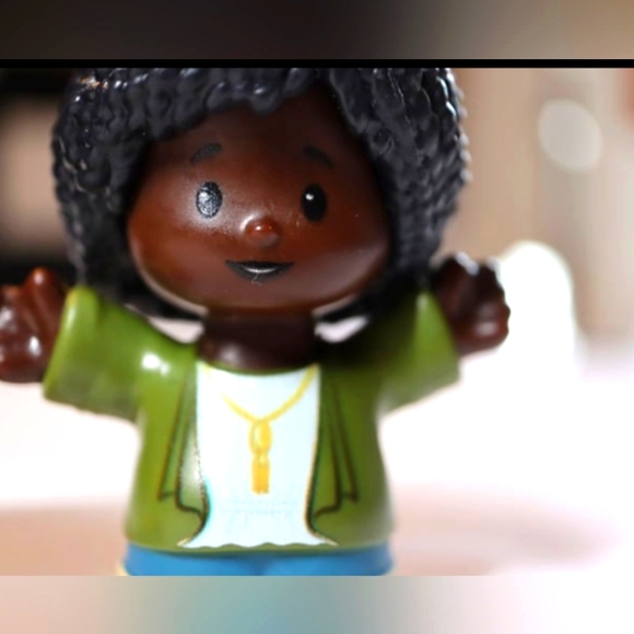 Fisher Price Little People 2 Figure lot / Hiker & Coach African American Mom's - Picture 3 of 6